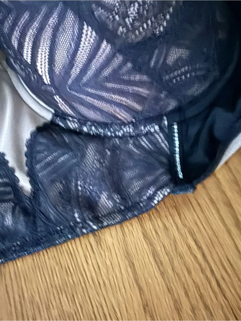 Torrid 46DD Black Strapless Underwire Lace Bra Wide Band Women’s